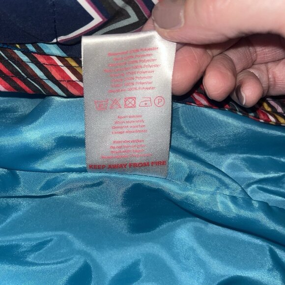 Mim Pi stretch puffer belted coat girls size 4 chevron - Picture 10 of 13